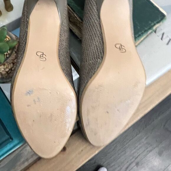 Circa Joan David Luxe women’s heels.  Size 10M. - Picture 8 of 13
